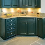 King DuraStyle® Custom Cabinet Door Program - Outdoor Kitchen in Evergreen
